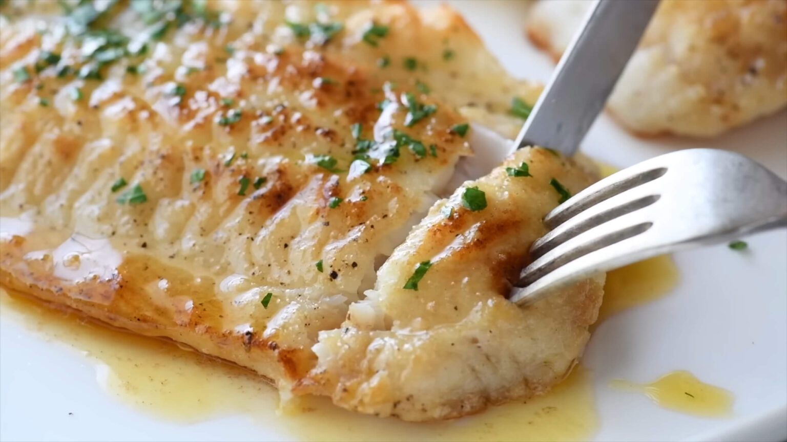 Flounder vs. Cod - Which Fish Offers the Best Flavor? - Frenchie FTG