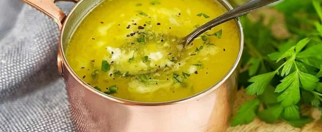 How to Make Garlic Butter Sauce for Any Seafood Dish